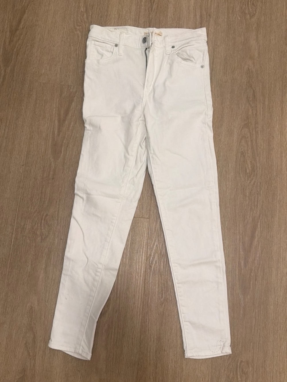 Women's White Skinny Jeans - Stretch Slim Fit